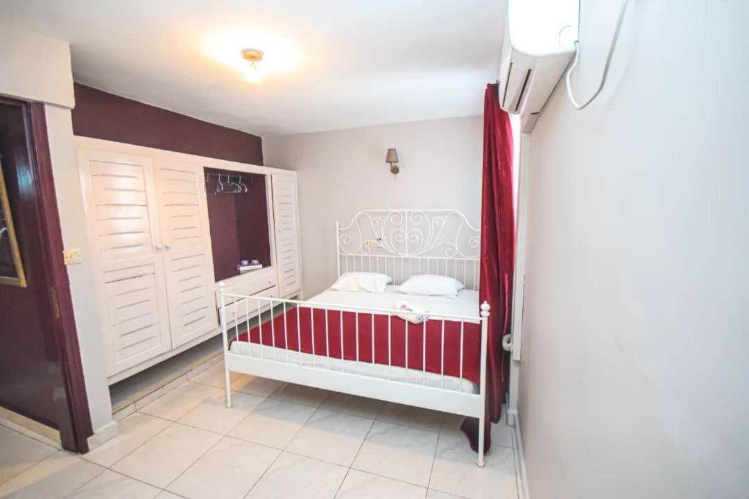 Stone House - Makepe, Douala Aparthotel Екстериор снимка