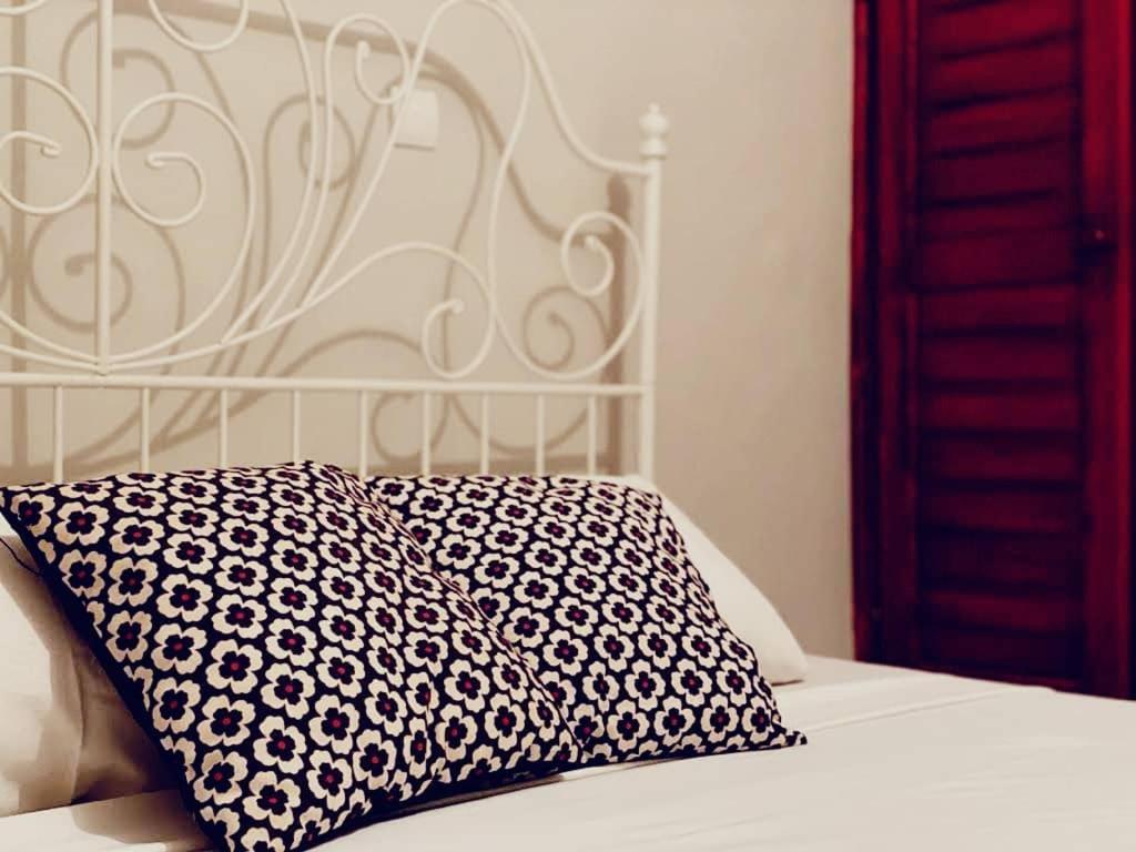 Stone House - Makepe, Douala Aparthotel Екстериор снимка