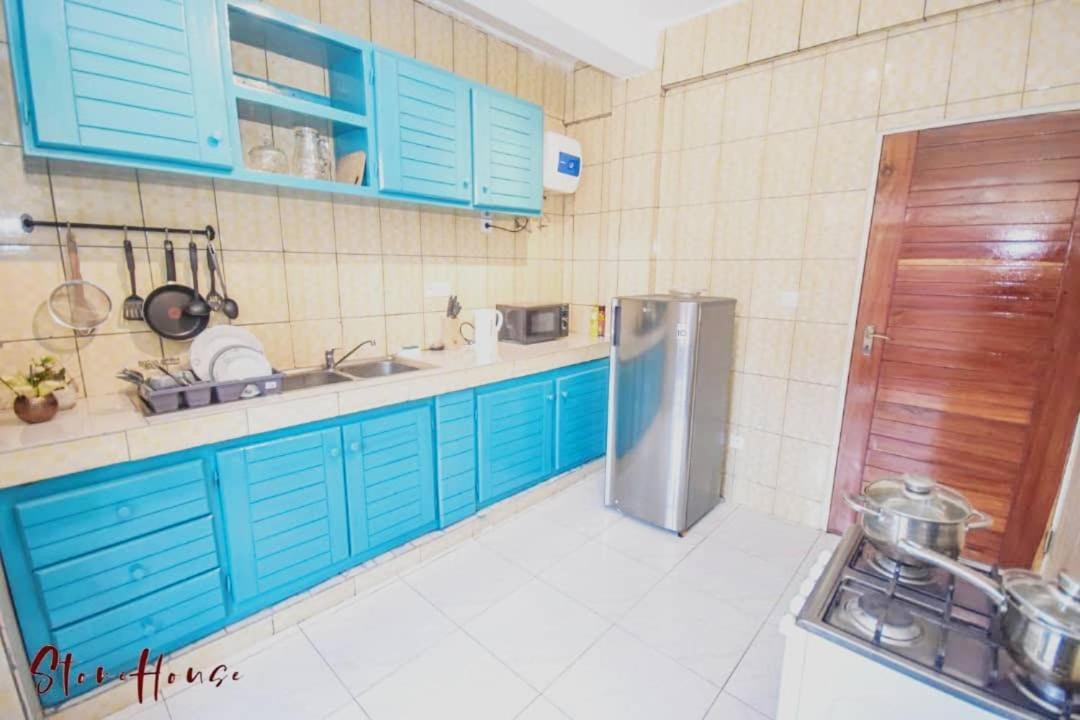 Stone House - Makepe, Douala Aparthotel Екстериор снимка