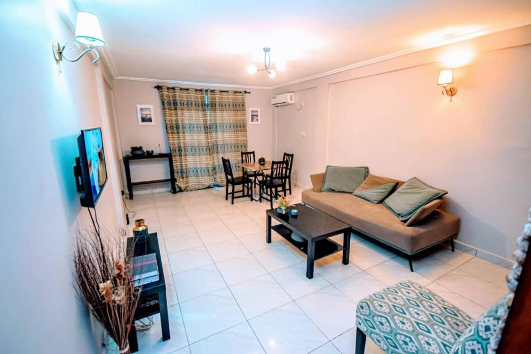 Stone House - Makepe, Douala Aparthotel Екстериор снимка